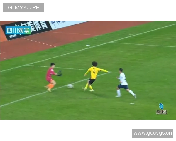 川超精彩绝伦补时逆转遂宁门将头球绝平广安队震撼全场